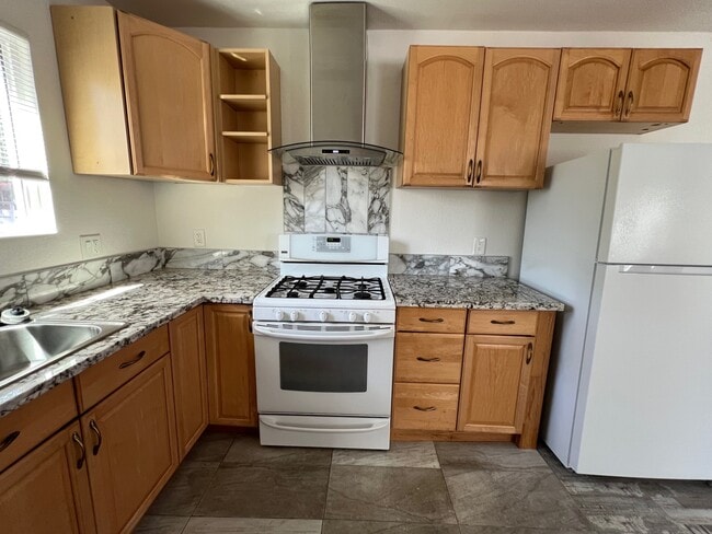 Building Photo - 7820 Old Auburn Rd