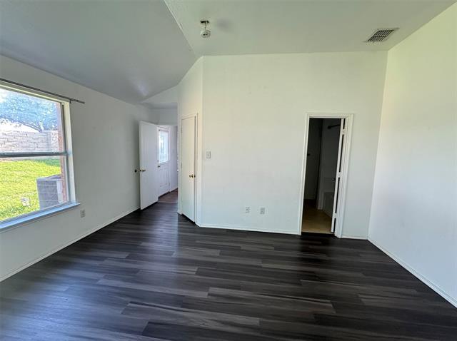Building Photo - 1557 Chivalry Ln