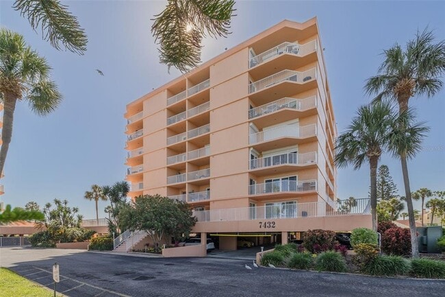 Building Photo - 7432 Sunshine Skyway Ln S