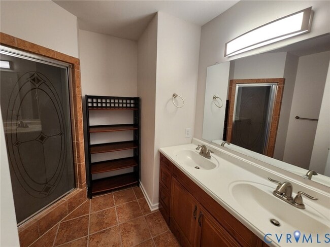 Building Photo - 10110 Hearthrock Ct