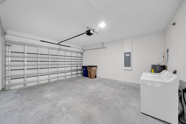 Building Photo - 125 Pennfield St