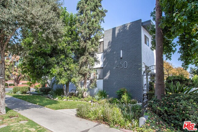 Building Photo - 450 S Los Robles Ave