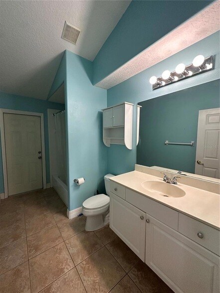 Building Photo - 30 Wild Fern Ln