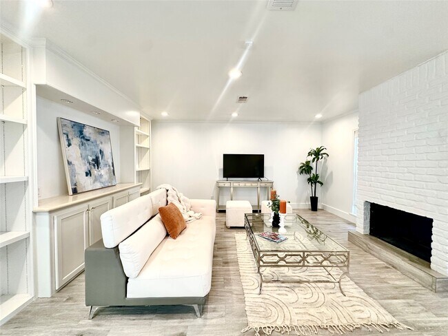 Building Photo - 5421 Judalon Ln