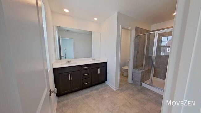 Building Photo - 828 Basswood Gln Trl