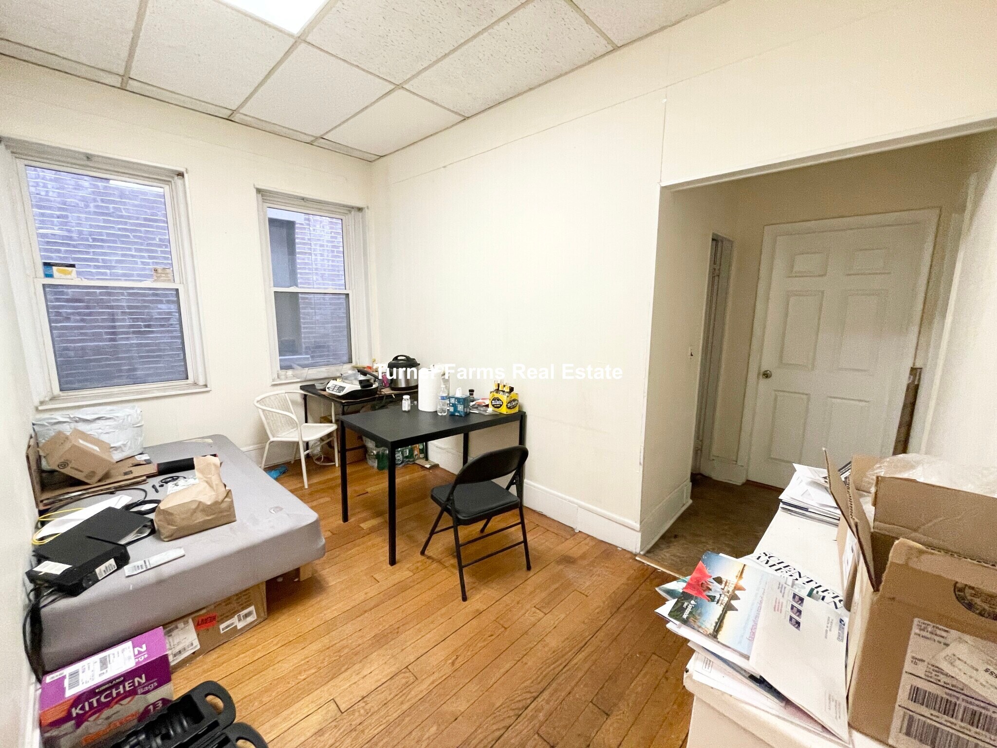 Building Photo - 17 Aberdeen St