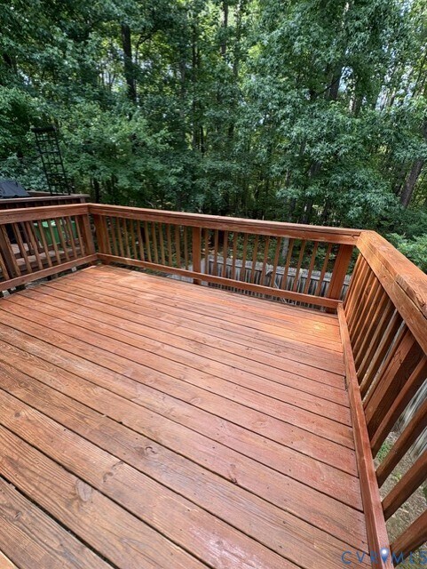 Building Photo - 8738 Springwater Dr