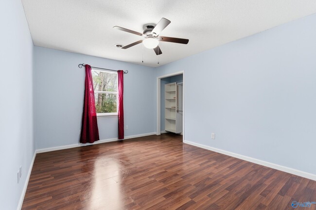 Building Photo - 4904 Middleton Ln NW