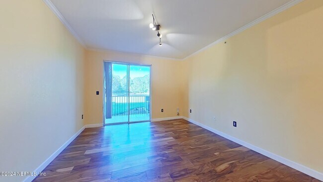 Building Photo - 440 S Villa San Marco Dr