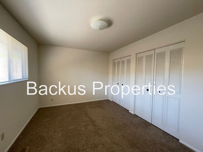 Building Photo - Beautiful four bedroom home in South Salinas