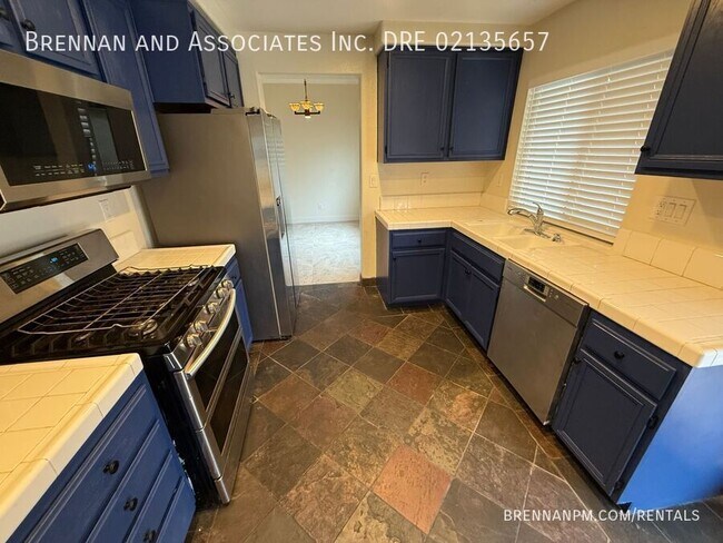 Building Photo - 1967 Lieder Dr