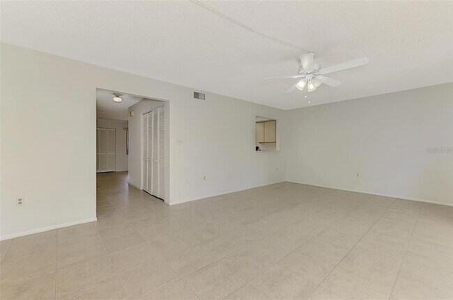 Building Photo - 935 Sunridge Way