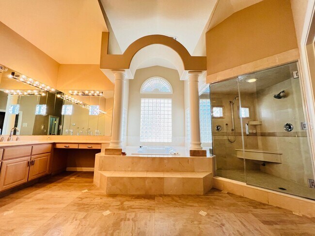 Building Photo - 10 Oaks Guard gated community