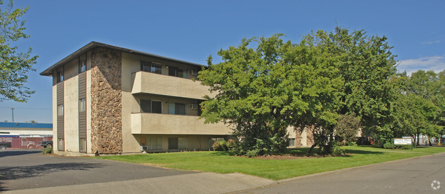 Primary Photo - Pacific Plaza Apartments