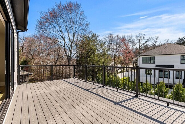 Building Photo - 93 Sevland Rd