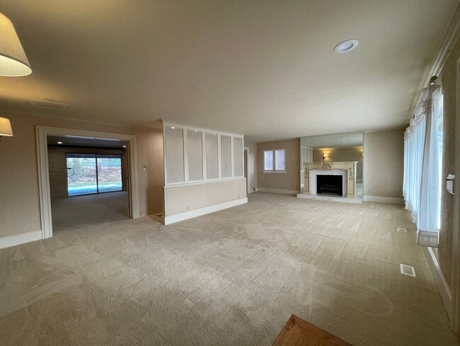 Building Photo - Gorgeous Mid-Century Modern Home Adjacent to BYU