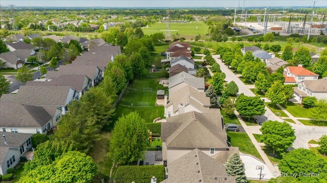 Building Photo - 5919 Chatham Dr