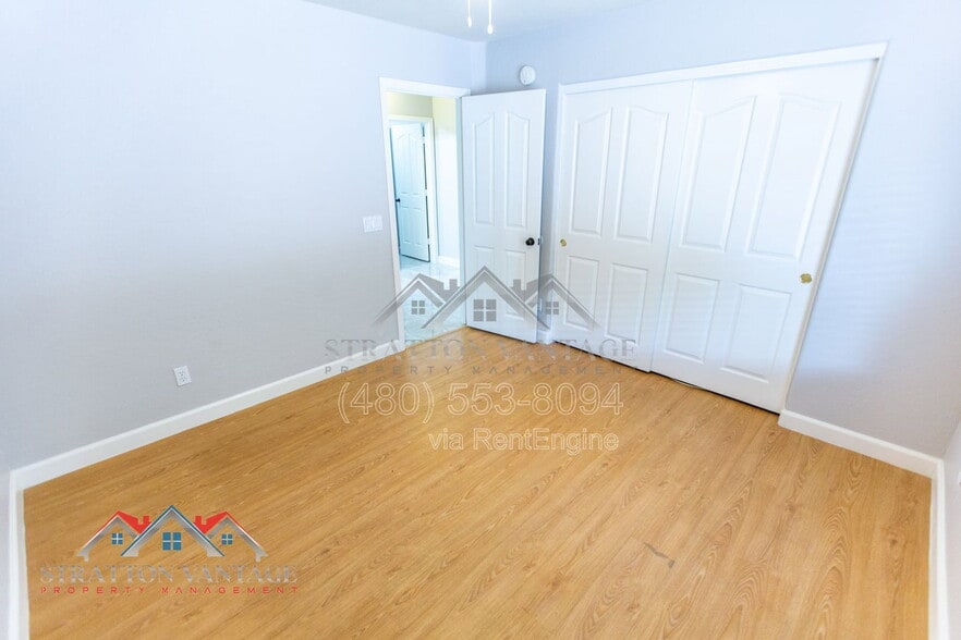 Building Photo - 2105 W Allens Peak Dr