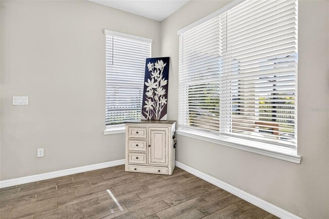 Building Photo - 33805 Astoria Cir