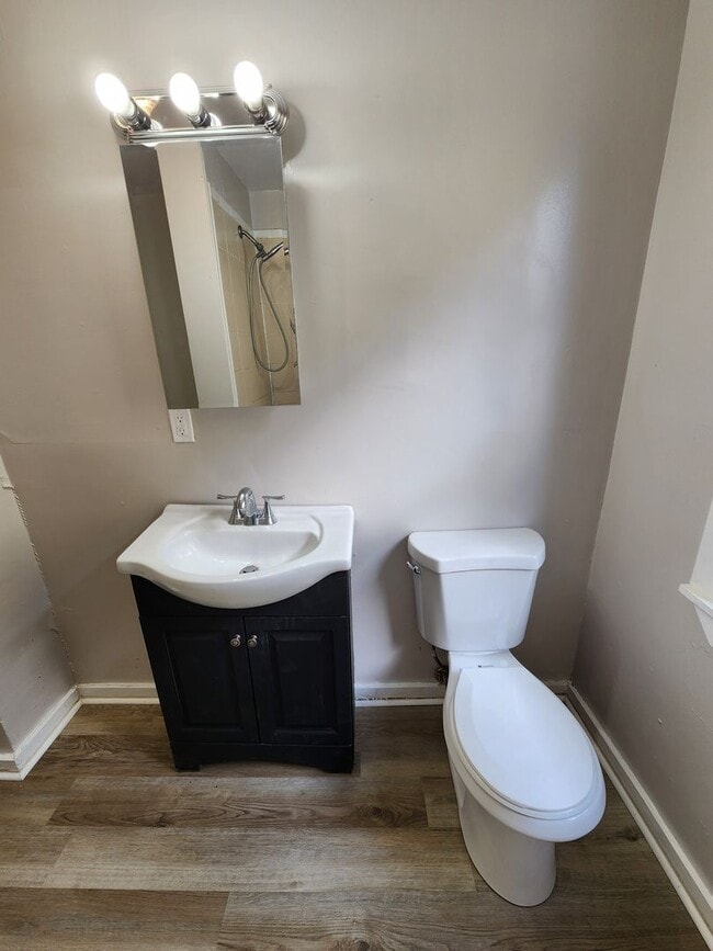 Building Photo - 137 Washington St