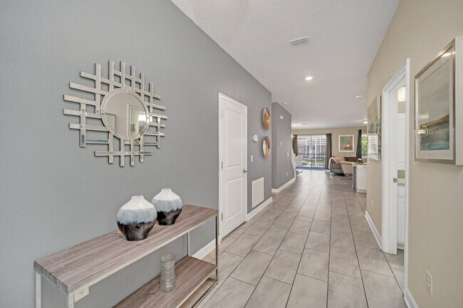 Building Photo - 1671 Moon Valley Dr