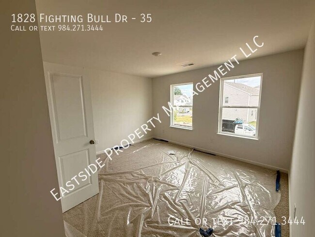 Building Photo - 1828 Fighting Bull Dr