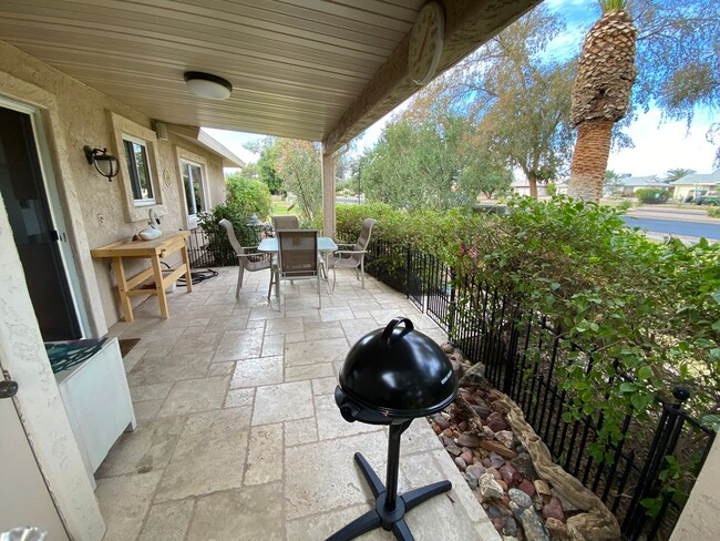Building Photo - 561 Leisure World