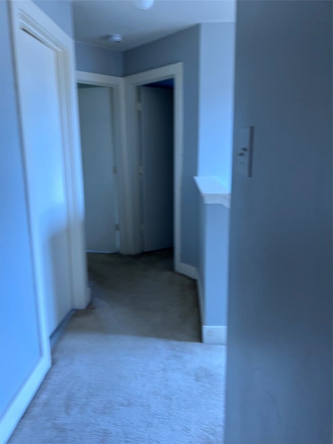 Building Photo - 19818 Lindenwick Ct