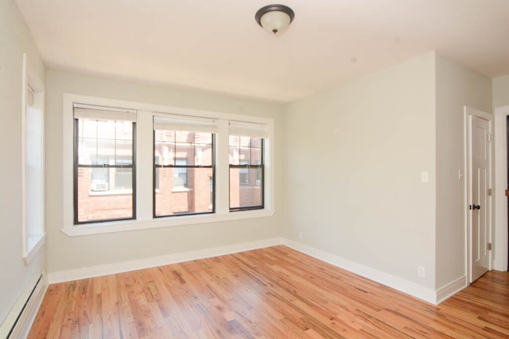 Building Photo - 4337 N Wolcott