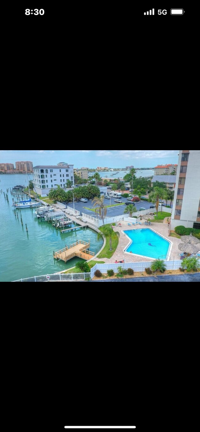 Building Photo - 255 Dolphin Point