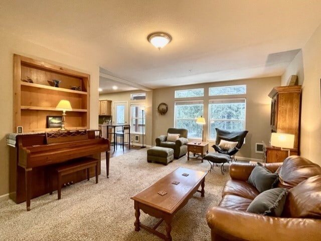 Building Photo - 4401 Riverside Dr