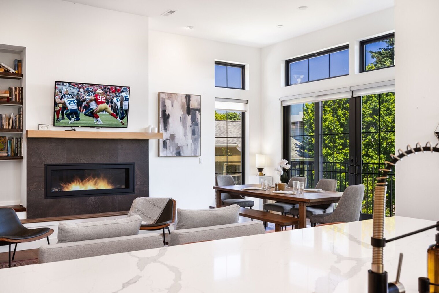 Building Photo - 3826 Meridian Ave N