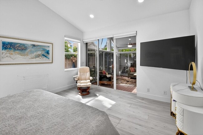 Building Photo - 6668 NW 25th Terrace