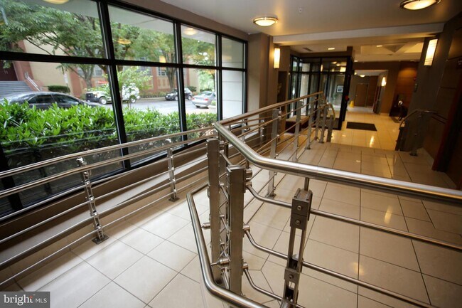 Building Photo - 7915 Eastern Ave NW