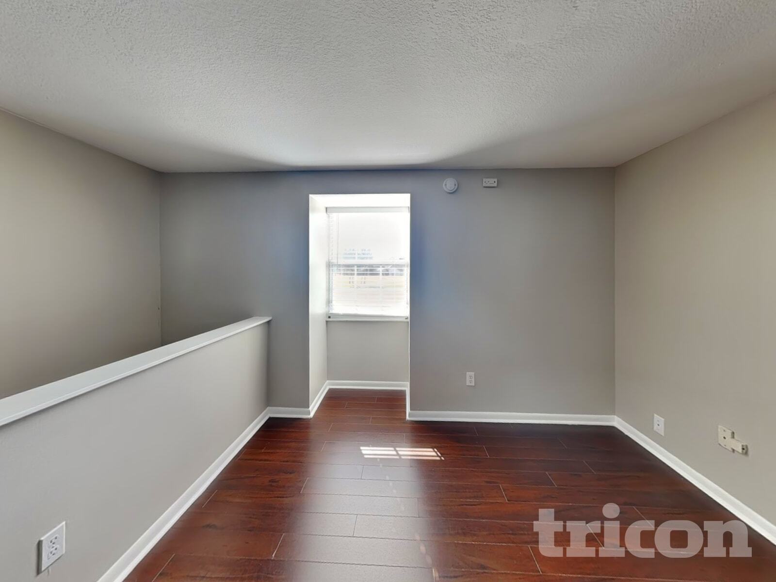 Building Photo - 16511 W Course Dr