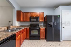 Building Photo - 1040 Sleepy Oak Dr