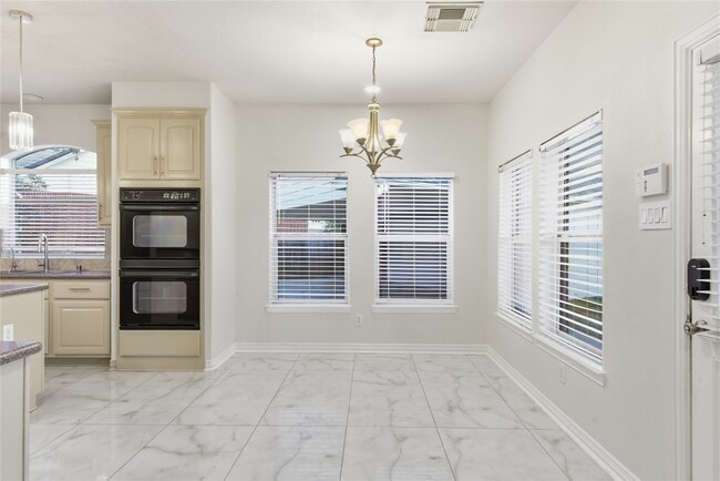 Building Photo - 6507 Hill Haven Ct