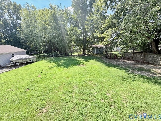 Building Photo - 5835 Huntingcreek Dr