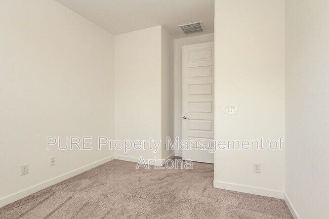 Building Photo - 12431 W Via Caballo Blanco