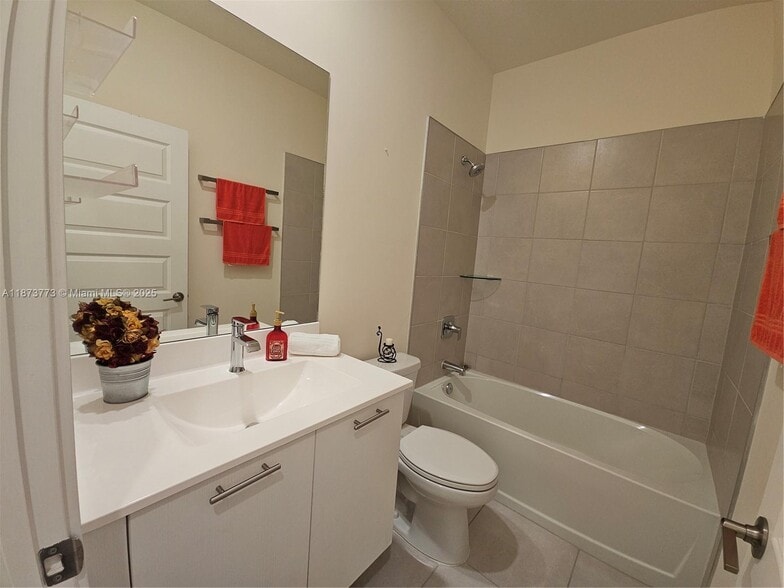 Building Photo - 4760 NW 83rd Pky