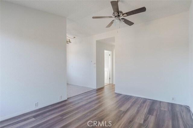 Building Photo - 13015 Vanowen St