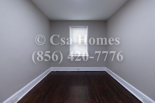 Building Photo - Newly Renovated 3 Bed/1 Bath home in Fairview!