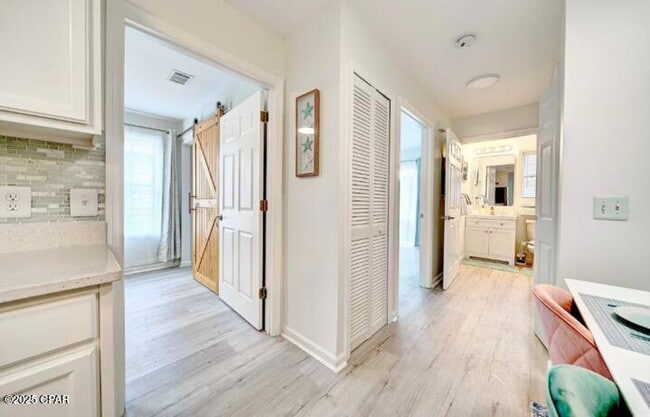 Building Photo - 2621 Lagoon Knoll Dr