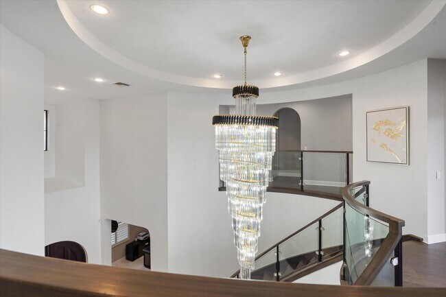 Building Photo - 17511 Cadena Dr