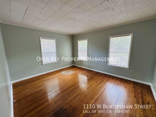 Building Photo - 1110 W Burdeshaw St