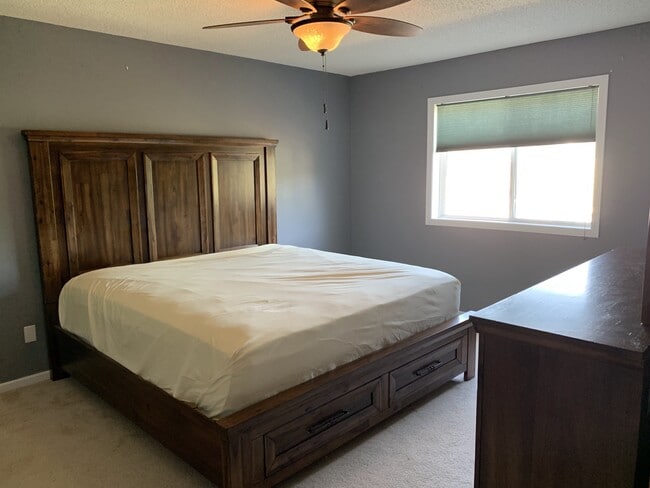 Building Photo - 1018 108th Ln NW