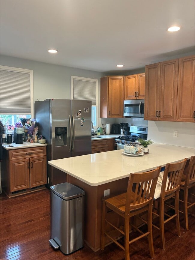 Building Photo - Nice 2 Bedroom in Trendy Lawrenceville