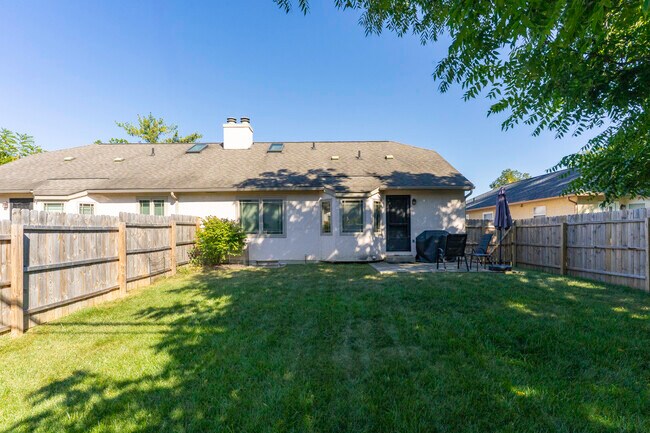 Fenced-in backyard - 67 Groton Dr