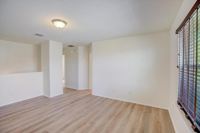 Building Photo - 6800 Sunderland Trail