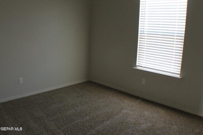 Building Photo - 7425 Norte Mesa Ln